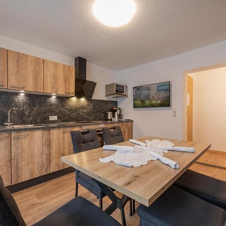 Pension Steinadler Neustift im Stubaital Exterior photo